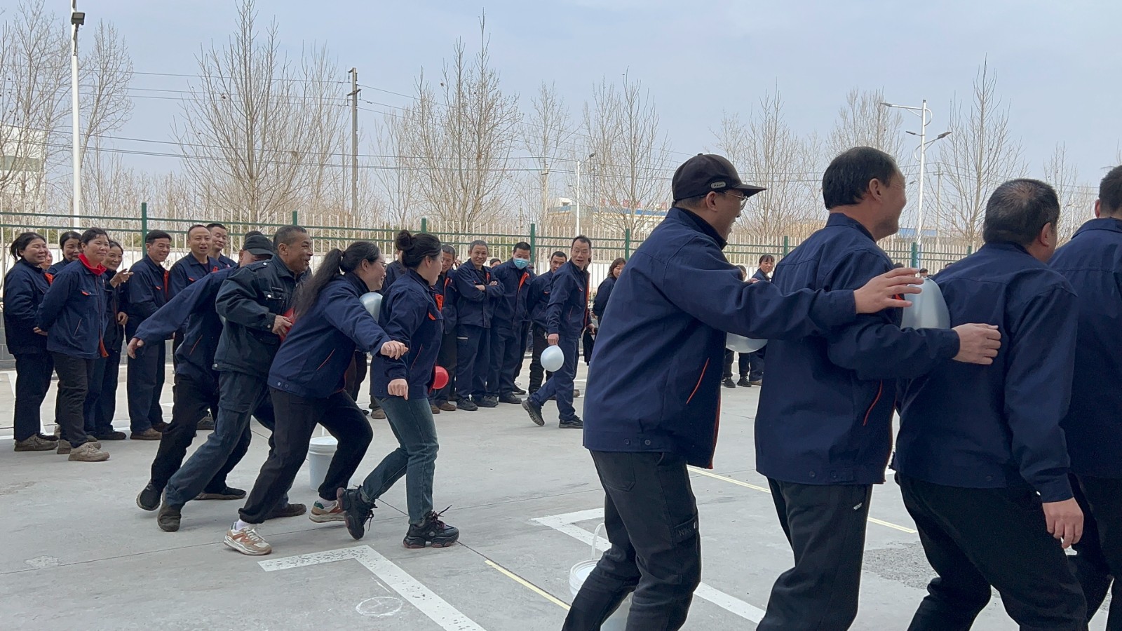 巾幗綻芳華，共慶三八節